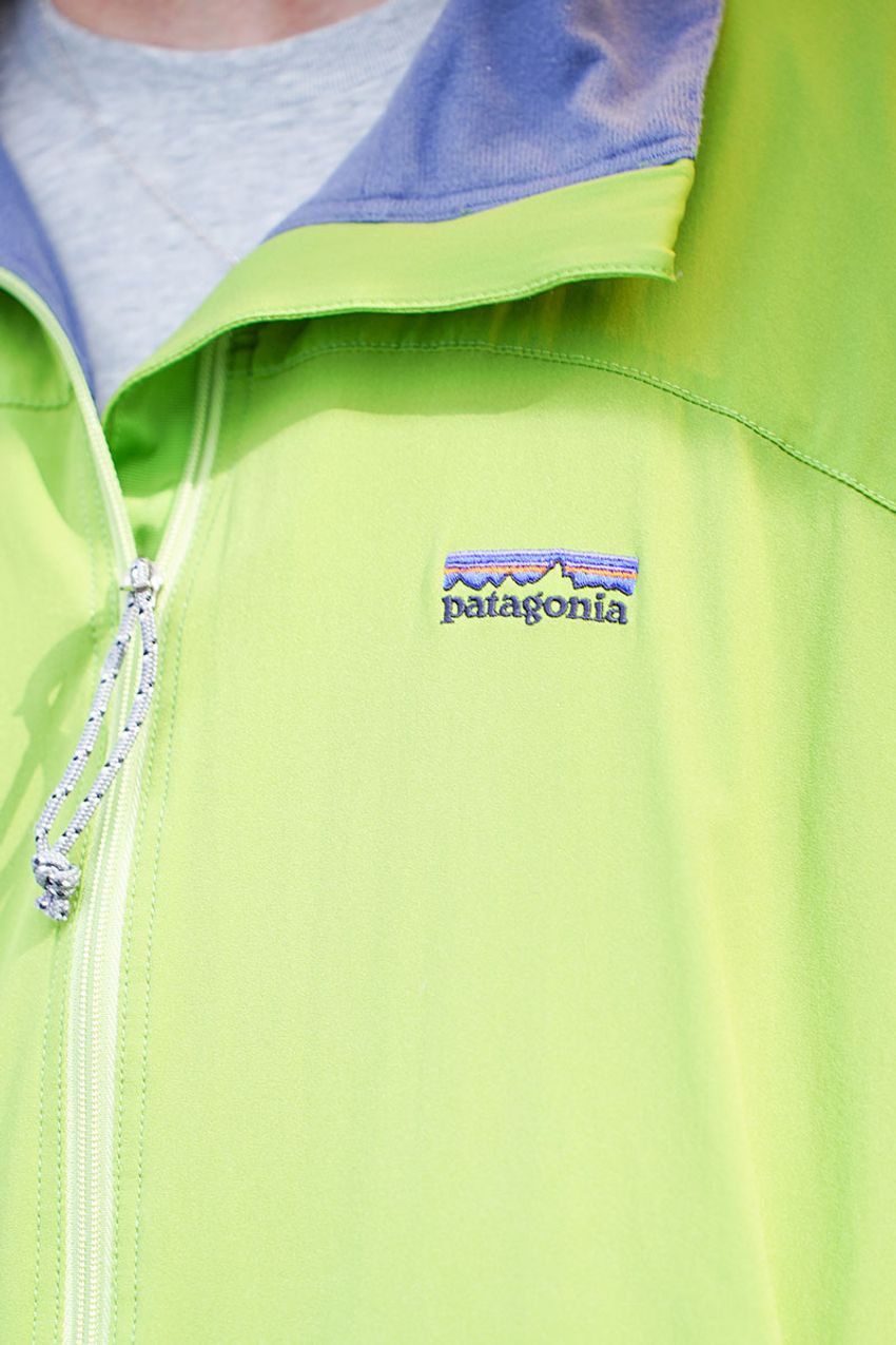 大人のニューバランス活用法。グレーと双璧をなす人気カラー“ブラック派”5名をパパラッチ！ - 3枚目の画像