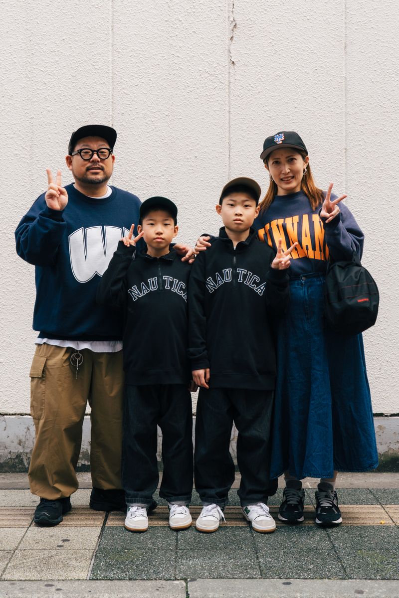 ウェイク×ミンナノのスウェットコーディネート | 251116-0723-37 久木田利彦 2枚目の写真