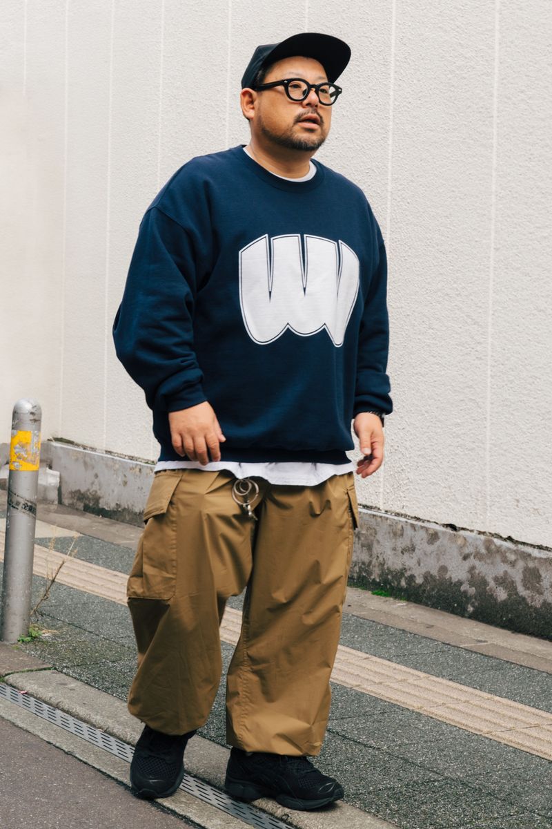 ウェイク×ミンナノのスウェットコーディネート | 251116-0723-37 久木田利彦 3枚目の写真