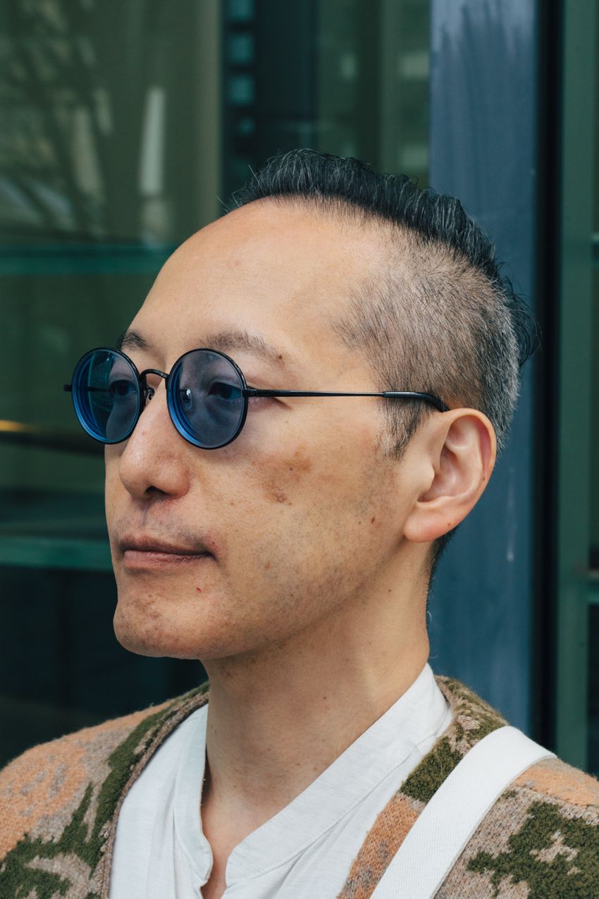 「柄カーデ」はマンネリ回避のベストアンサー！一点投入で“味変”を実践した5名の回答 - 3枚目の画像