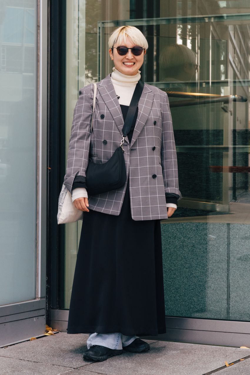 テーラードジャケットの最新コーディネイト、男女でどんな違いがある？ スナップで比較してみた - 10枚目の画像