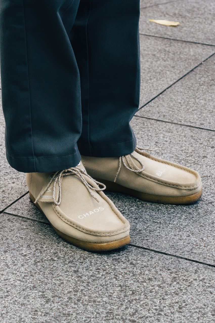 「ディッキーズ」を愛する4名の大人をスナップで。選んだのは黒系、ミリタリーJK、スウェット合わせ - 5枚目の画像