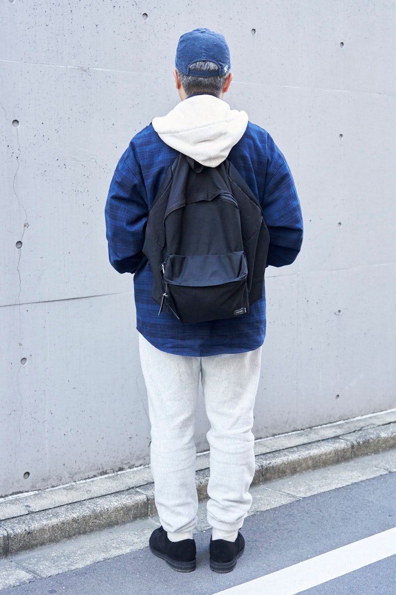 ミンナノ×ディガウェルのシャツコーディネート | 251116-1446-53 小林 3枚目の写真