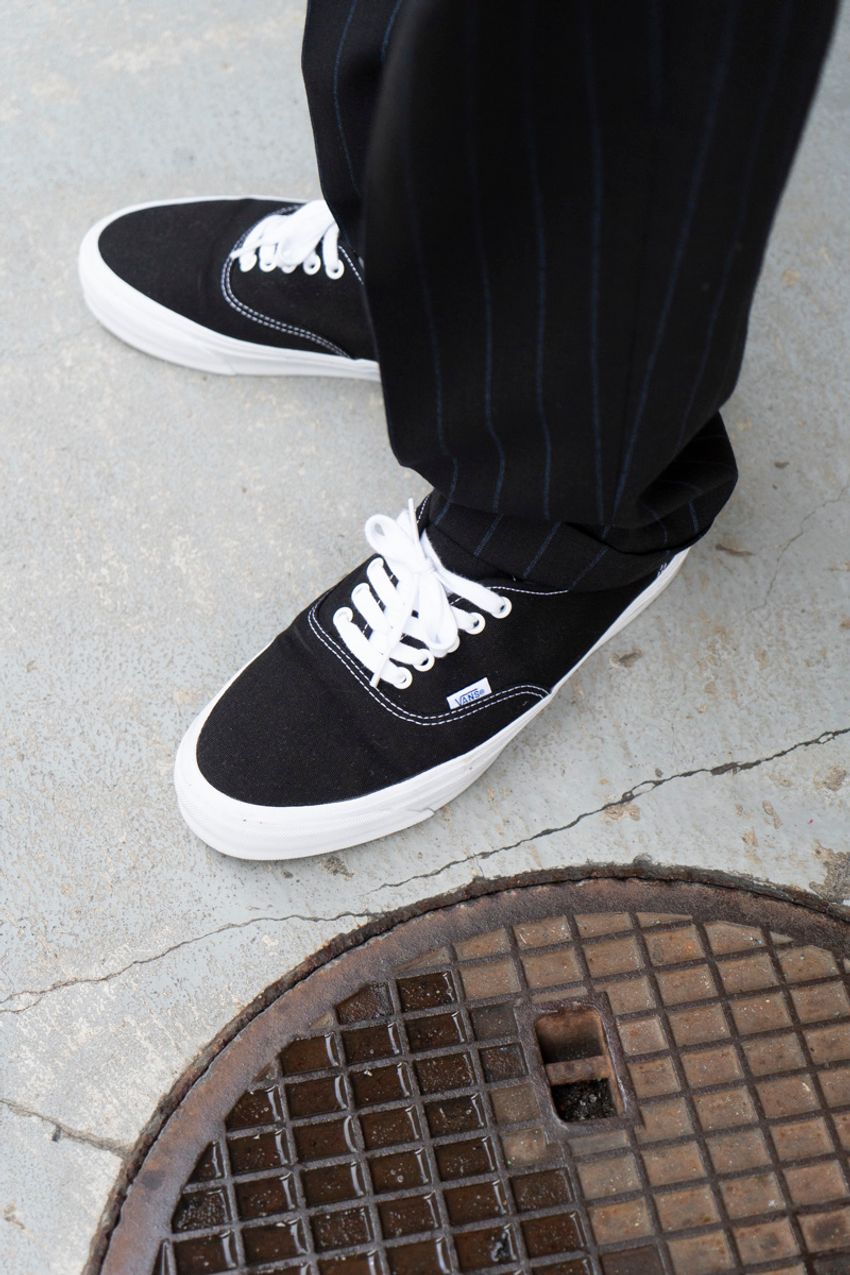 スウェットをシンプルに、お洒落に着こなすコツ。参考になる5名の着こなしをスナップで - 14枚目の画像