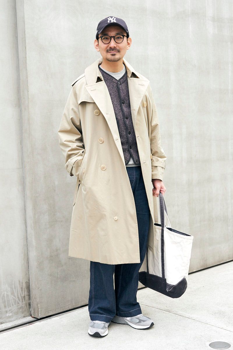 コート、ベスト、スウェット、デニム＝すべてアナトミカ