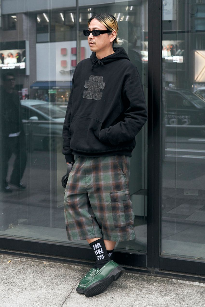 キーワードは「ワイド or 派手柄」。この春トレンドに躍り出る“洒落たパンツ”にフィーチャー！ - 10枚目の画像