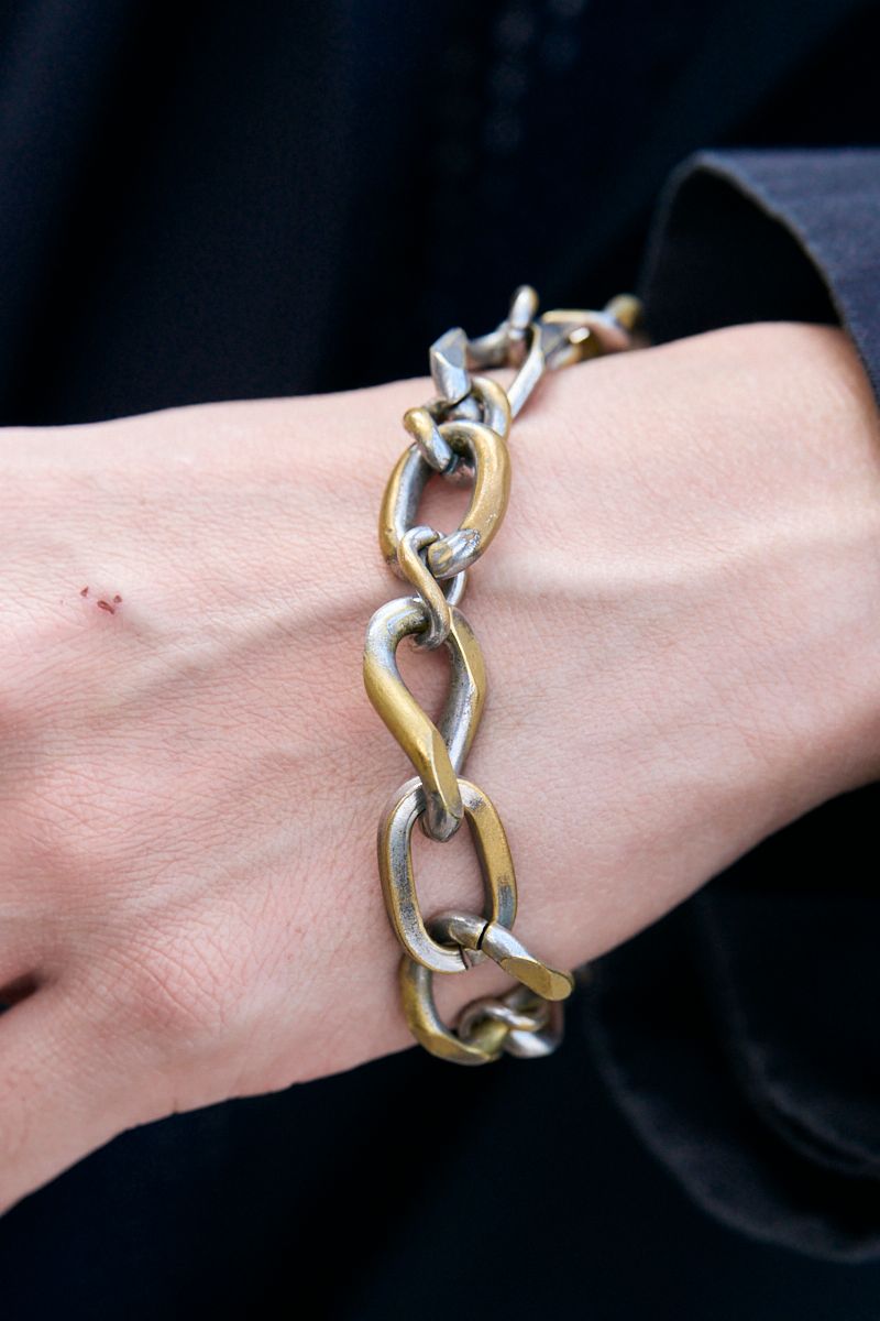 ヨークのコートコーディネート | 251123-1054-00 森谷敏朗 7枚目の写真