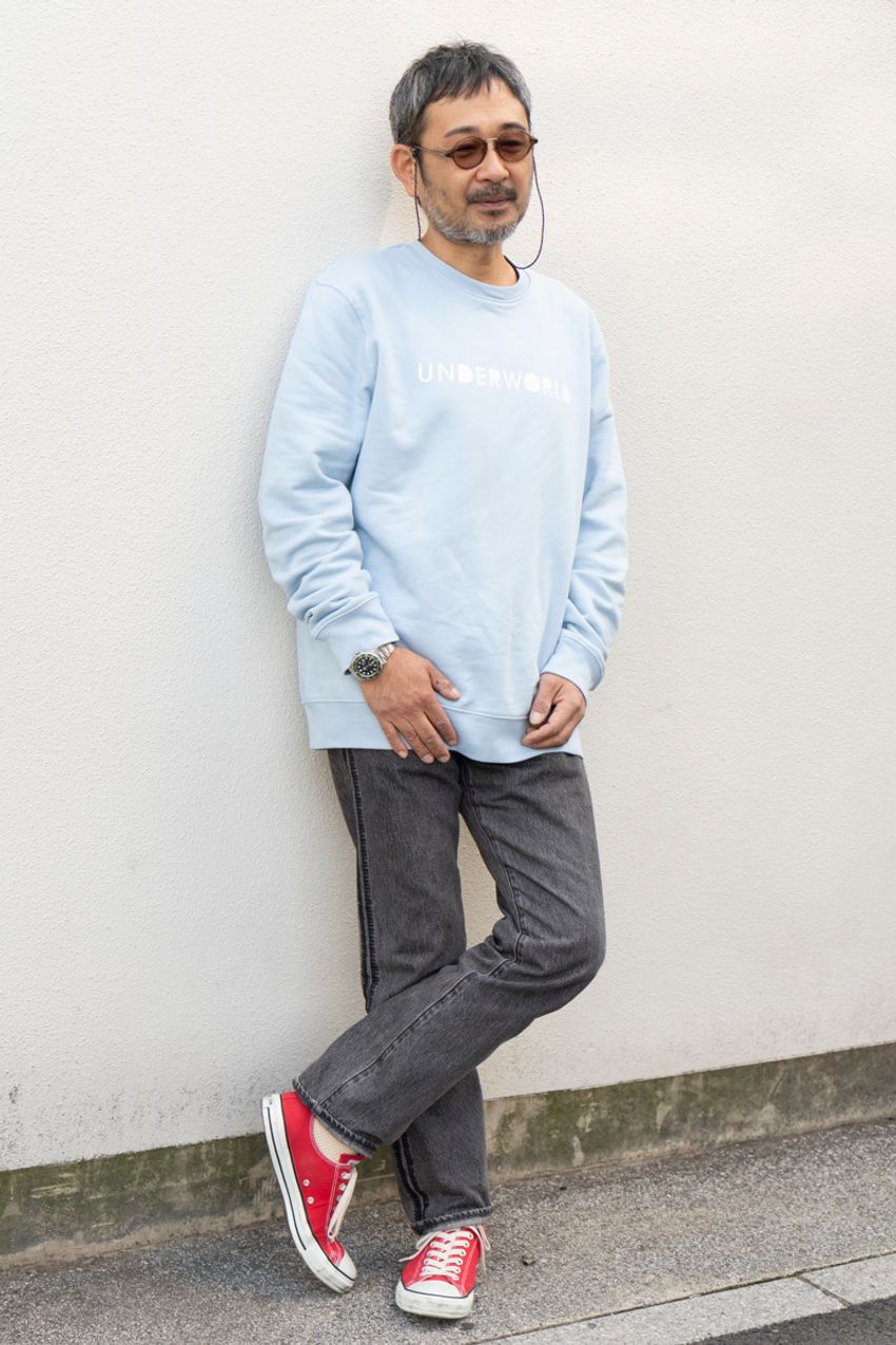 スウェットをシンプルに、お洒落に着こなすコツ。参考になる5名の着こなしをスナップで - 2枚目の画像