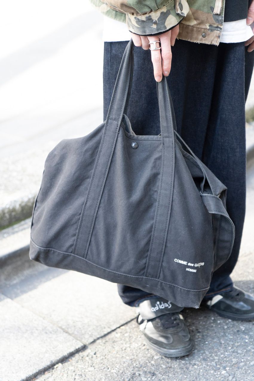 MA-1、M-65…… “ミリタリーアウター”人気は今季も健在！今っぽく着こなした街角の5名 - 10枚目の画像