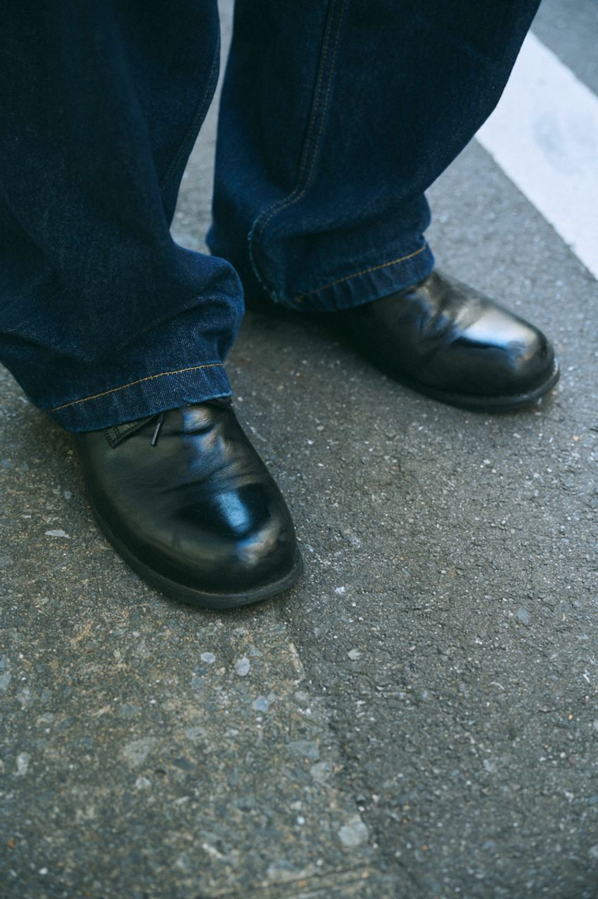 「古着アウター」を大人っぽく着るには？ 街角スナップ5選から導く最適解 - 9枚目の画像