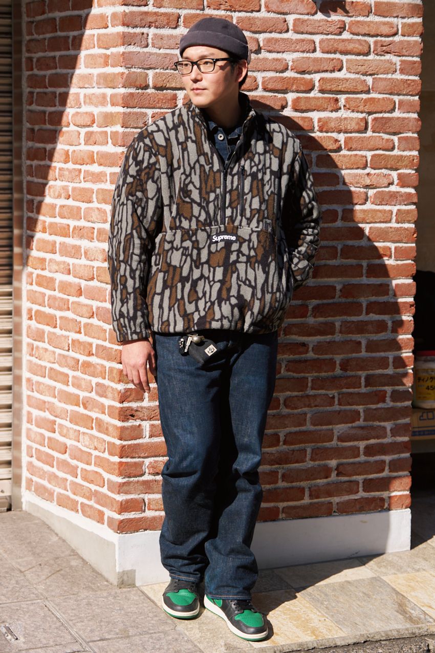 サラッと、"大人のシュプリーム"コーデ集。定番のキャップにパーカ、バックパックetc. - 11枚目の画像