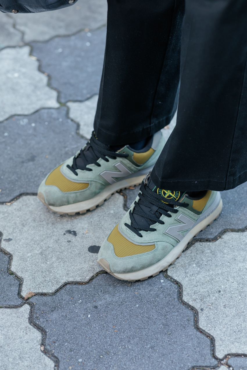 街行く“お洒落パパ”の着こなしチェック！ ポイントは外遊びもへっちゃらな「楽ちんパンツ」 - 9枚目の画像