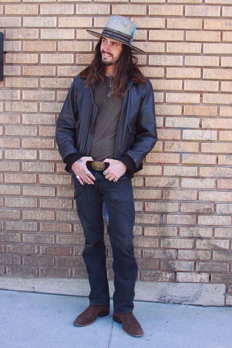 傑作フライトジャケットをあの手、この手でセンス良く ブランドン