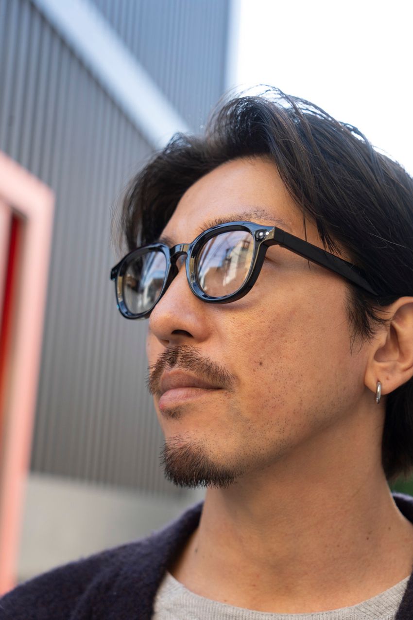 スウェットをシンプルに、お洒落に着こなすコツ。参考になる5名の着こなしをスナップで - 9枚目の画像