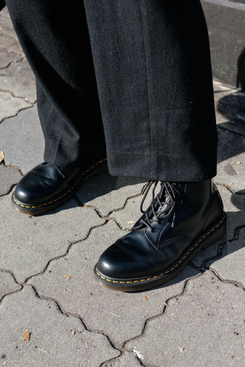 レザーアウターのスマートな着こなし5選。選びはスポーツやミリタリータイプが人気！ - 12枚目の画像