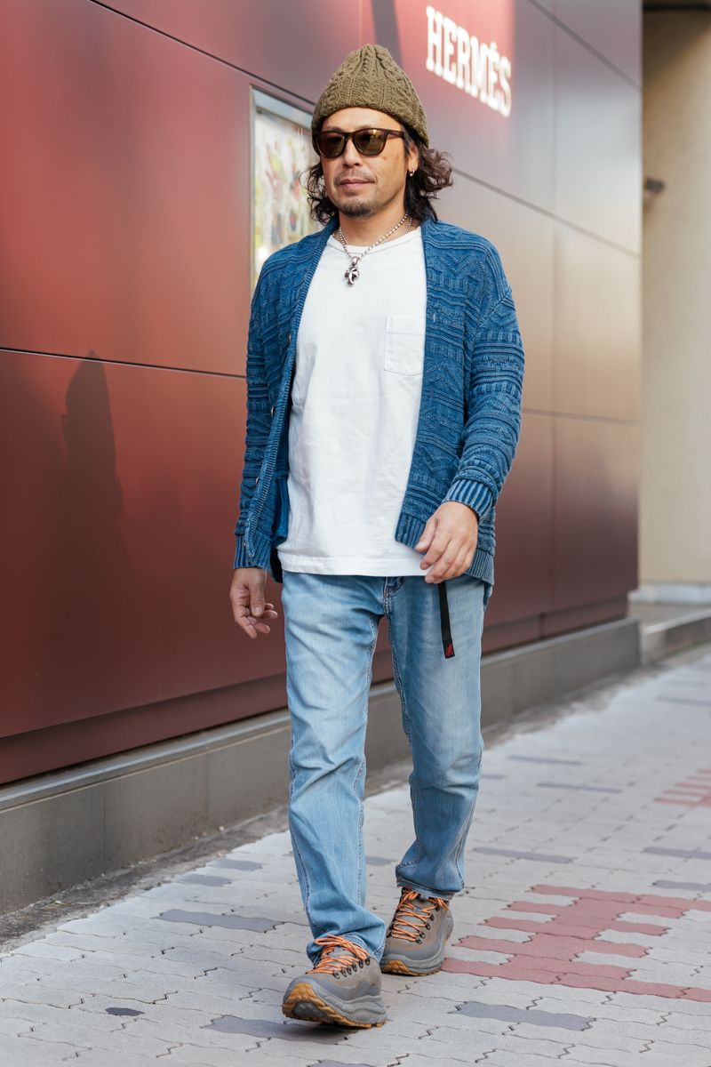 カーディガン ロンハーマン  Tシャツ パニール  デニム グラミチ  シューズ ホカ  帽子 ハイランド2000  眼鏡 オークリー  腕時計 ロレックス  ネックレス ビルウォールレザー