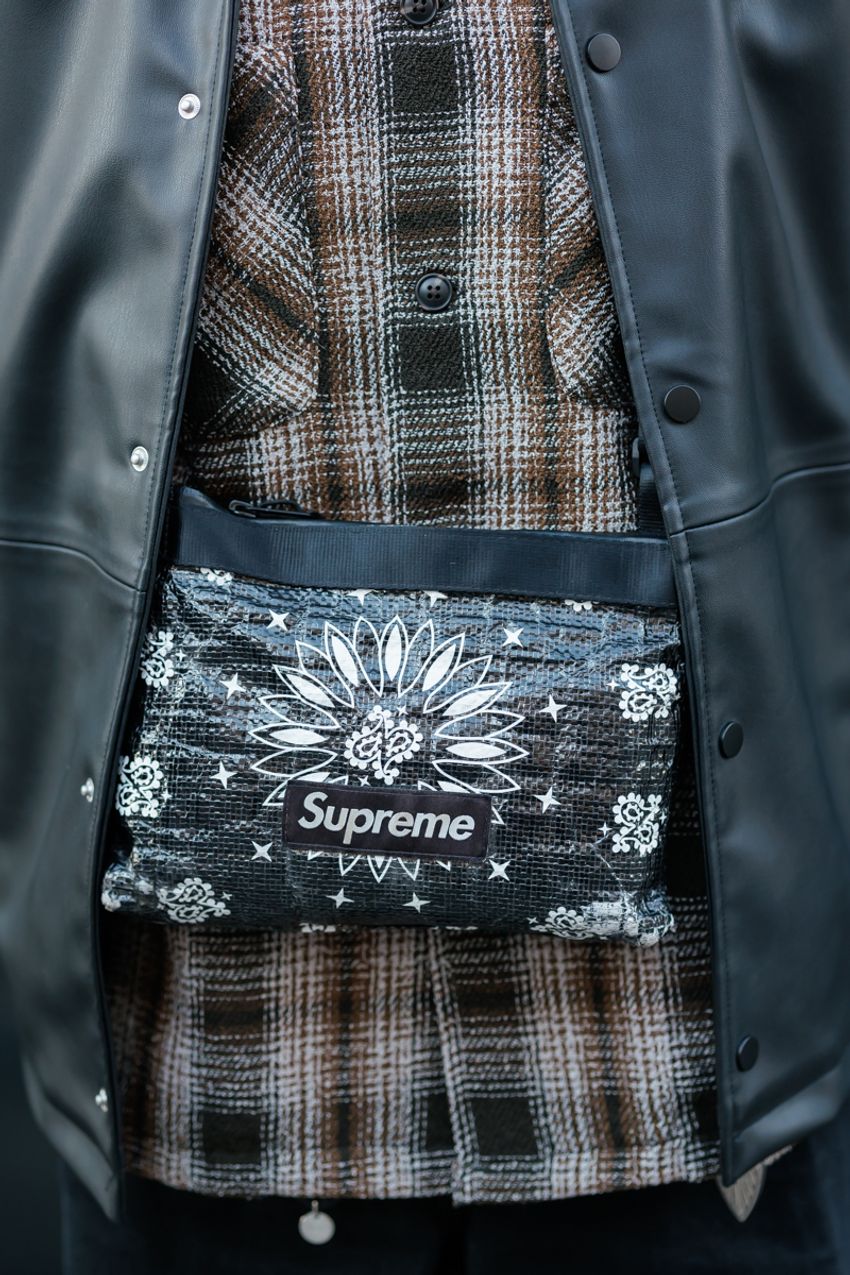 レザーアウターのスマートな着こなし5選。選びはスポーツやミリタリータイプが人気！ - 9枚目の画像