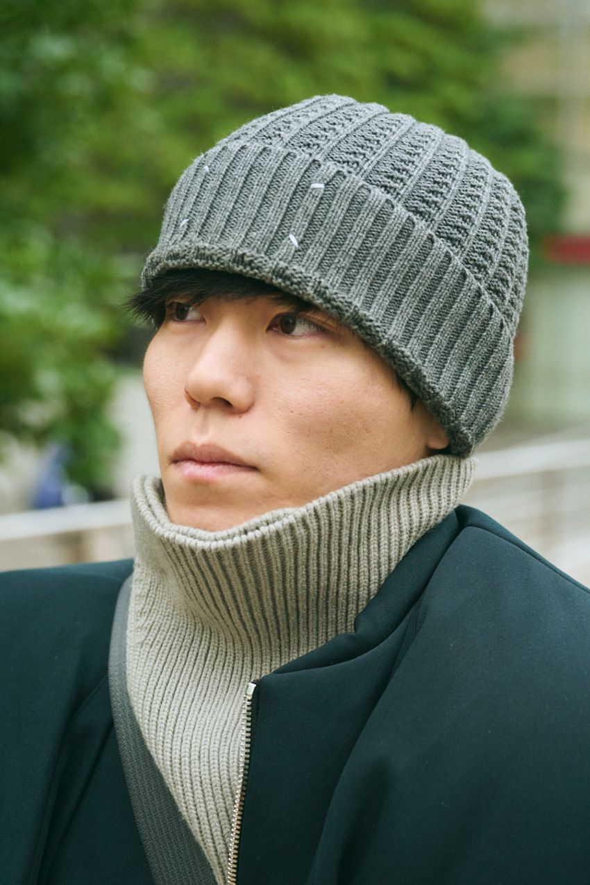 大人の「ニット帽活用法」をスナップで！カッコ良い大人はどんなコーデと合わせてた？ - 3枚目の画像