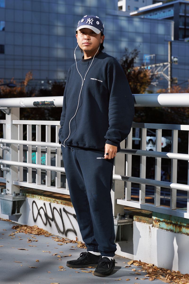 ストライプフォークリエイティブのスウェットコーディネート | 251127-1509-57 野地将仁 3枚目の写真