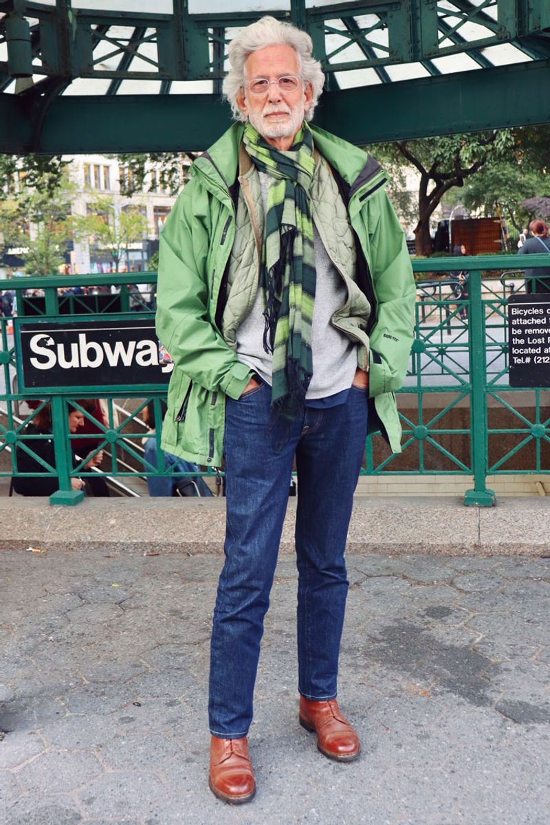 レイヤードで楽しむ巧みなカラーコーデ マイケル