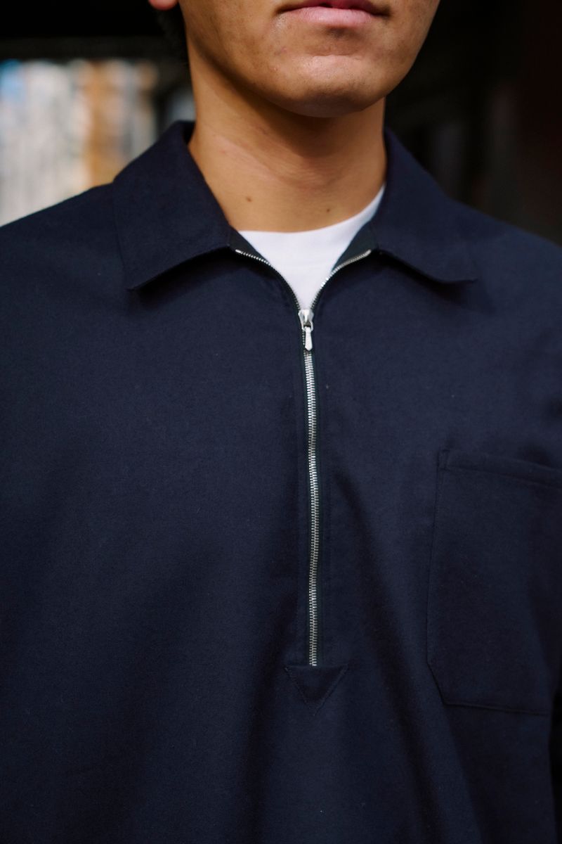 コモリのカットソーコーディネート | 251213-0741-26 鹿山拓也 6枚目の写真