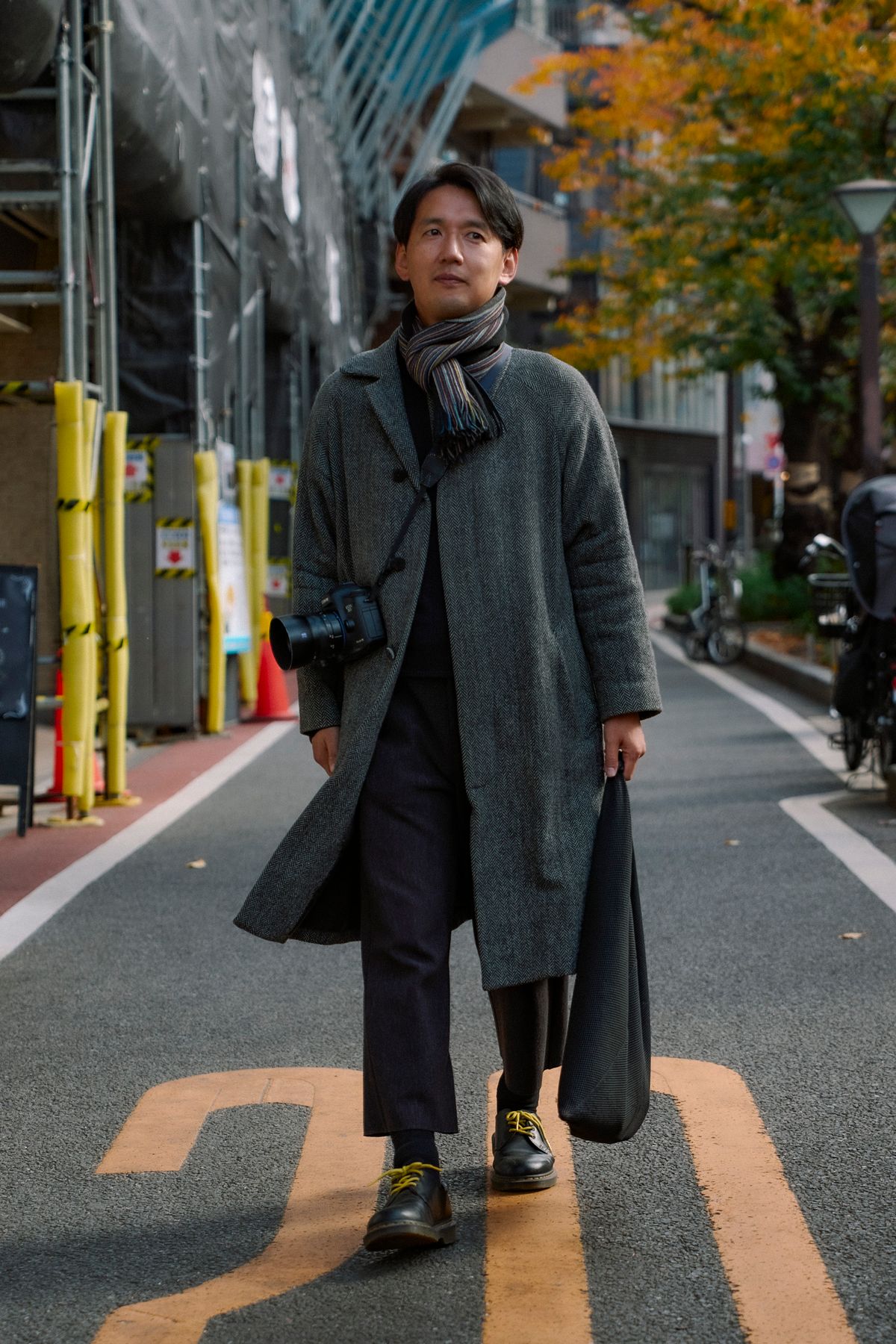 コート ビームス  カットソー 古着  パンツ 古着  シューズ ドクターマーチン  バッグ エムエムシックスメゾンマルジェラ  腕時計 アップル  マフラー ポールスミス