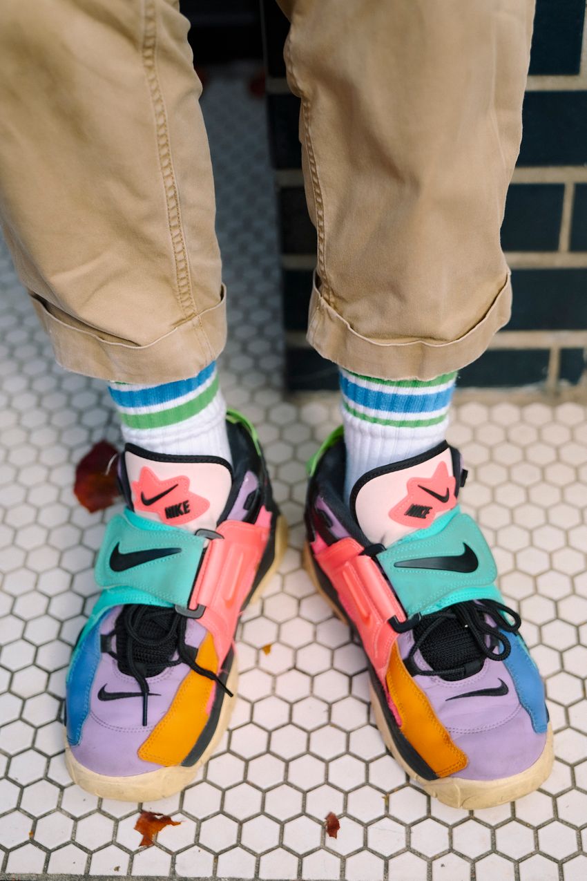 冬になると増える“カーキ色”コーデ。定番カラーとなったその魅力をスナップ5選で解説！ - 6枚目の画像