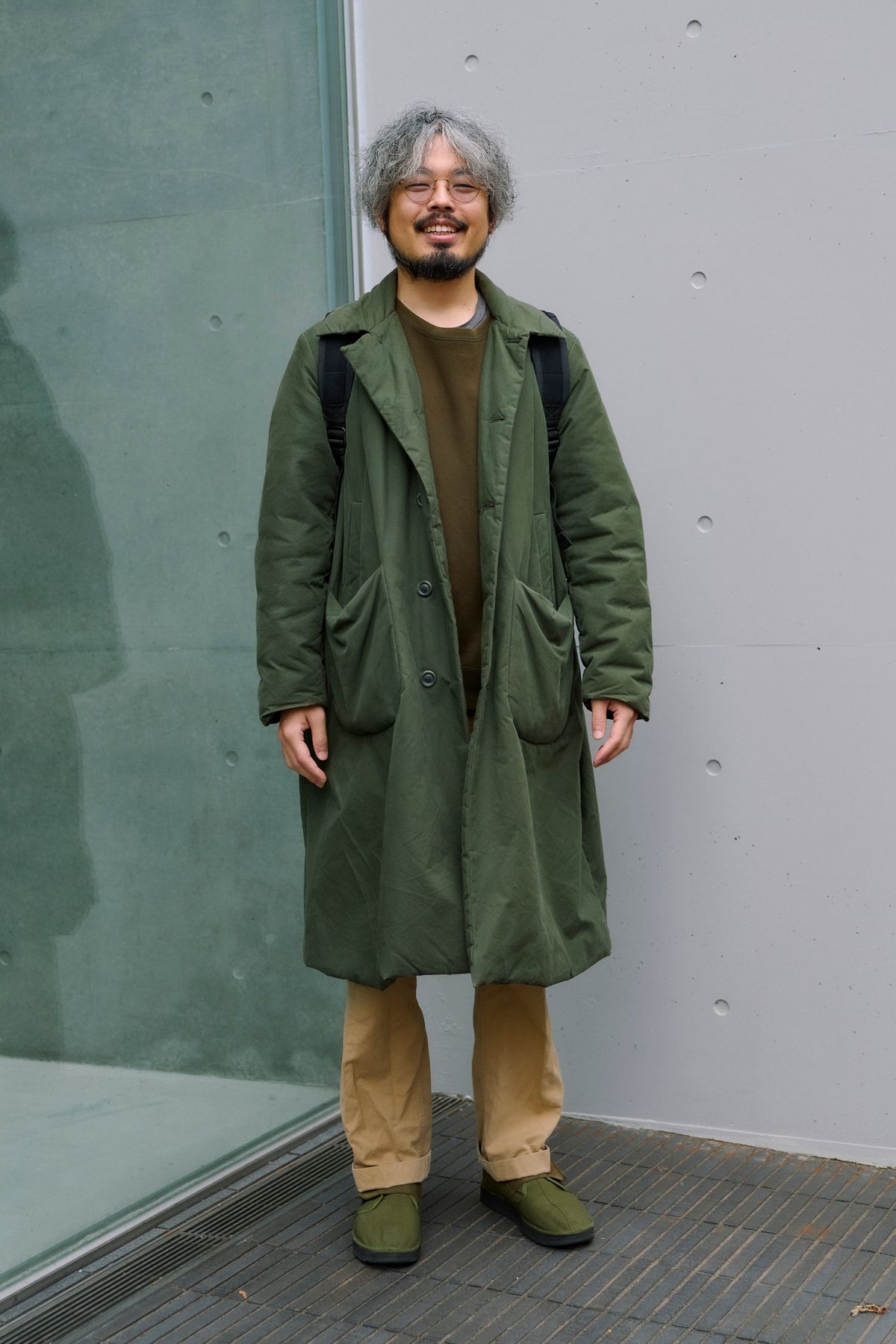 コート アーツアンドサイエンス  カットソー アーツアンドサイエンス  パンツ ビショップ  シューズ ヤエカ  眼鏡 田中眼鏡本舗浪漫堂