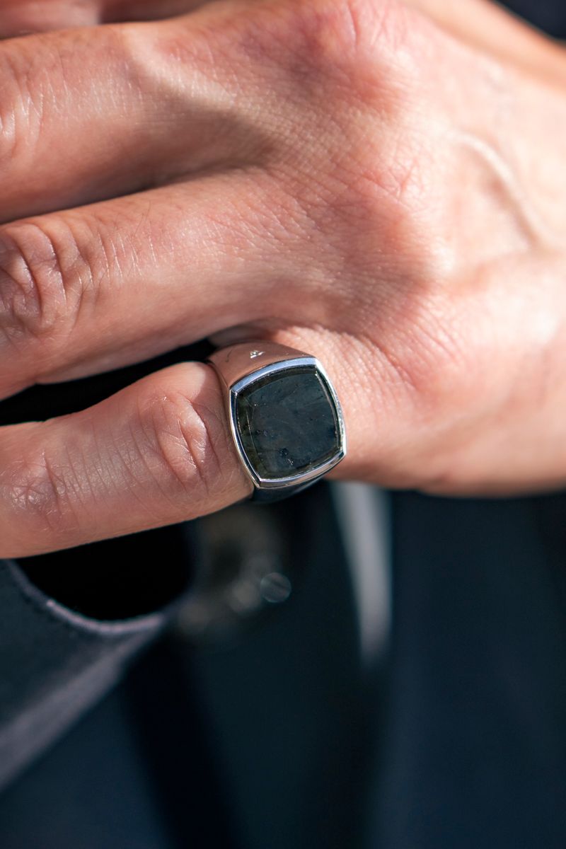 マッキントッシュのコートコーディネート | 251220-0812-26 阿部泰弘 11枚目の写真