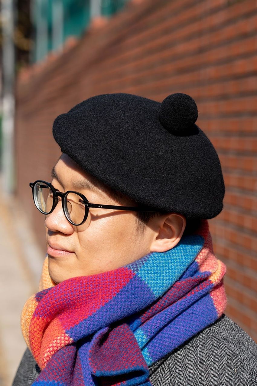 首元に彩りを添えた「冬のマフラーコーデ」5選！東京＆韓国の洒落者たちの模範解答 - 6枚目の画像