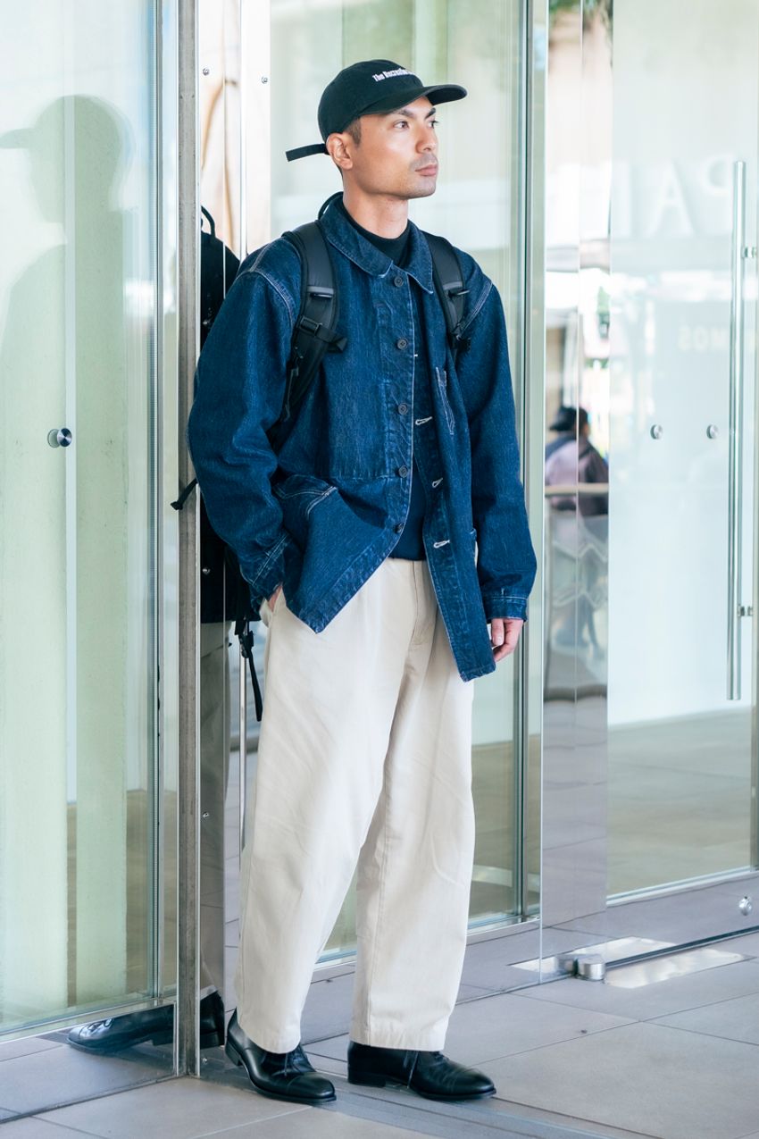 今季使える「ポロシャツ」の着こなしを街角調査！ 洒落者のリアルコーデ5選 - 5枚目の画像