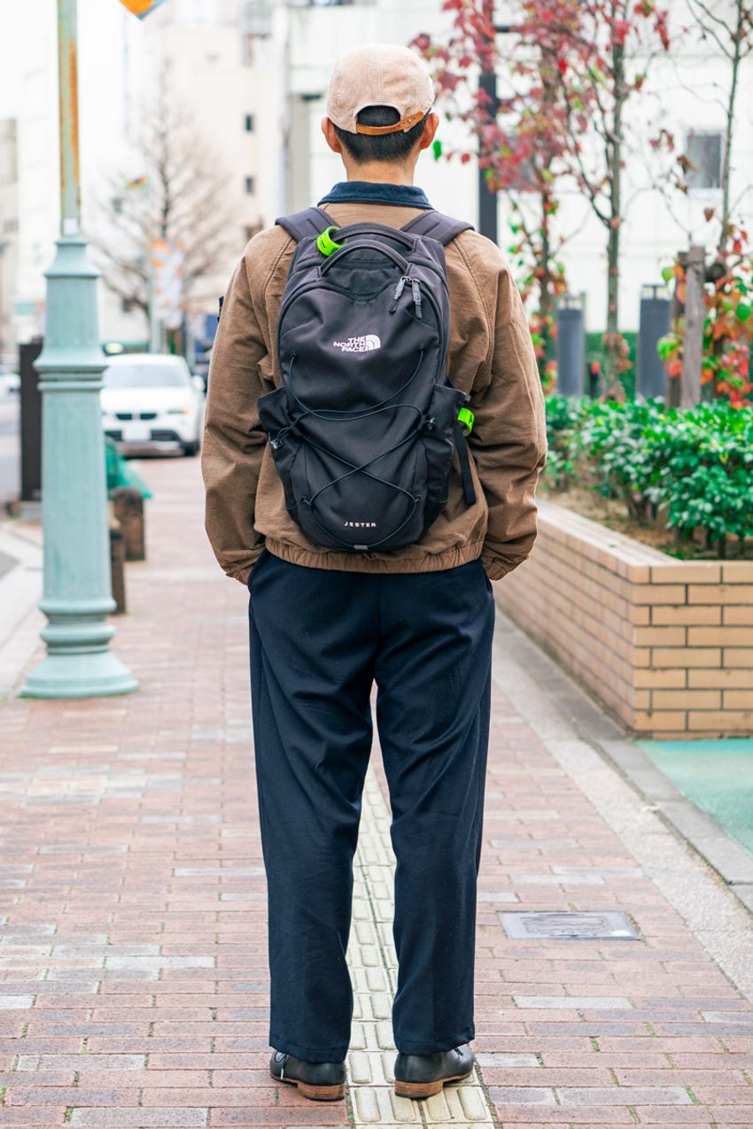 「黒バックパック」みんな何使ってる？ ノース、コロンビア、グレゴリーetc.洒落者たちの回答 - 11枚目の画像