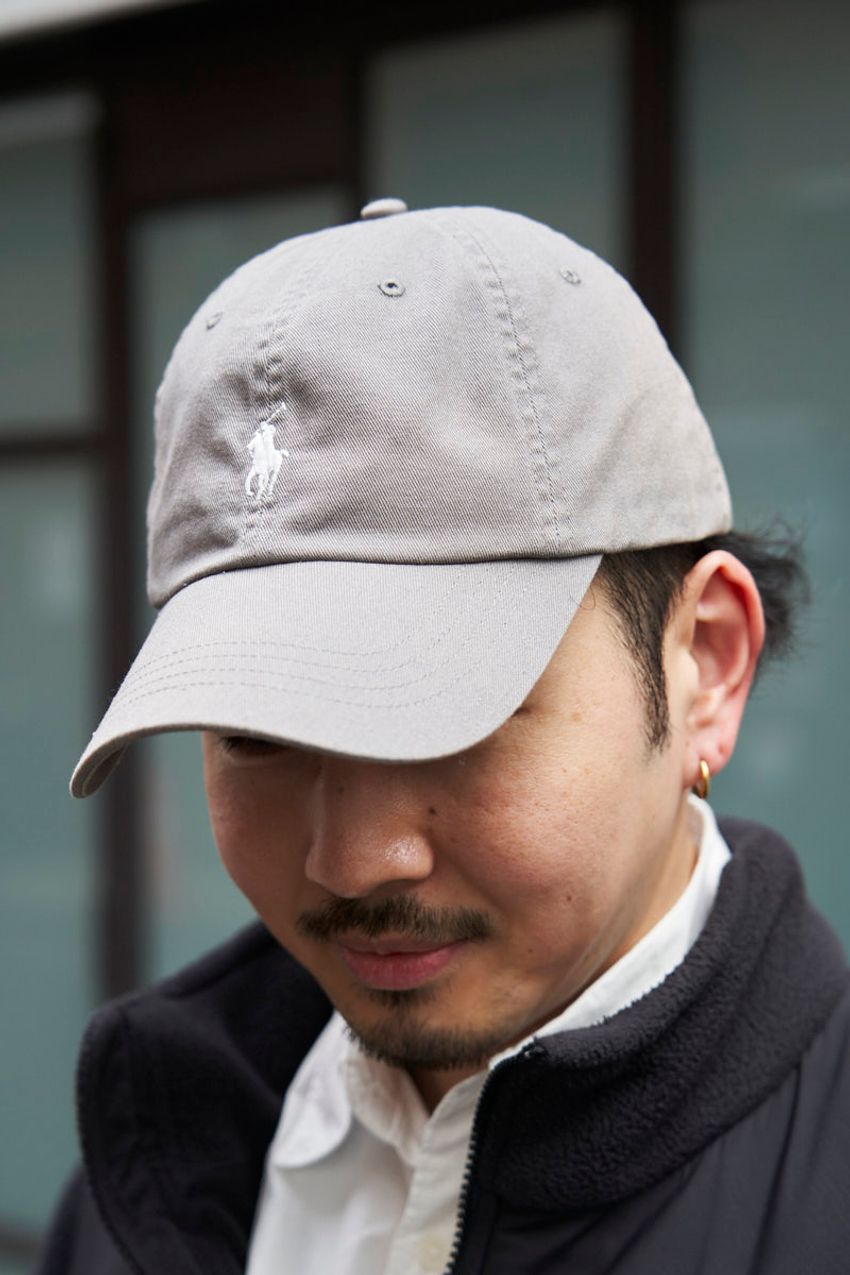 【黒ジャンパー厳選集】春に使える軽アウターを街角スナップで調査！5名の洒落者たちの愛用品 - 3枚目の画像