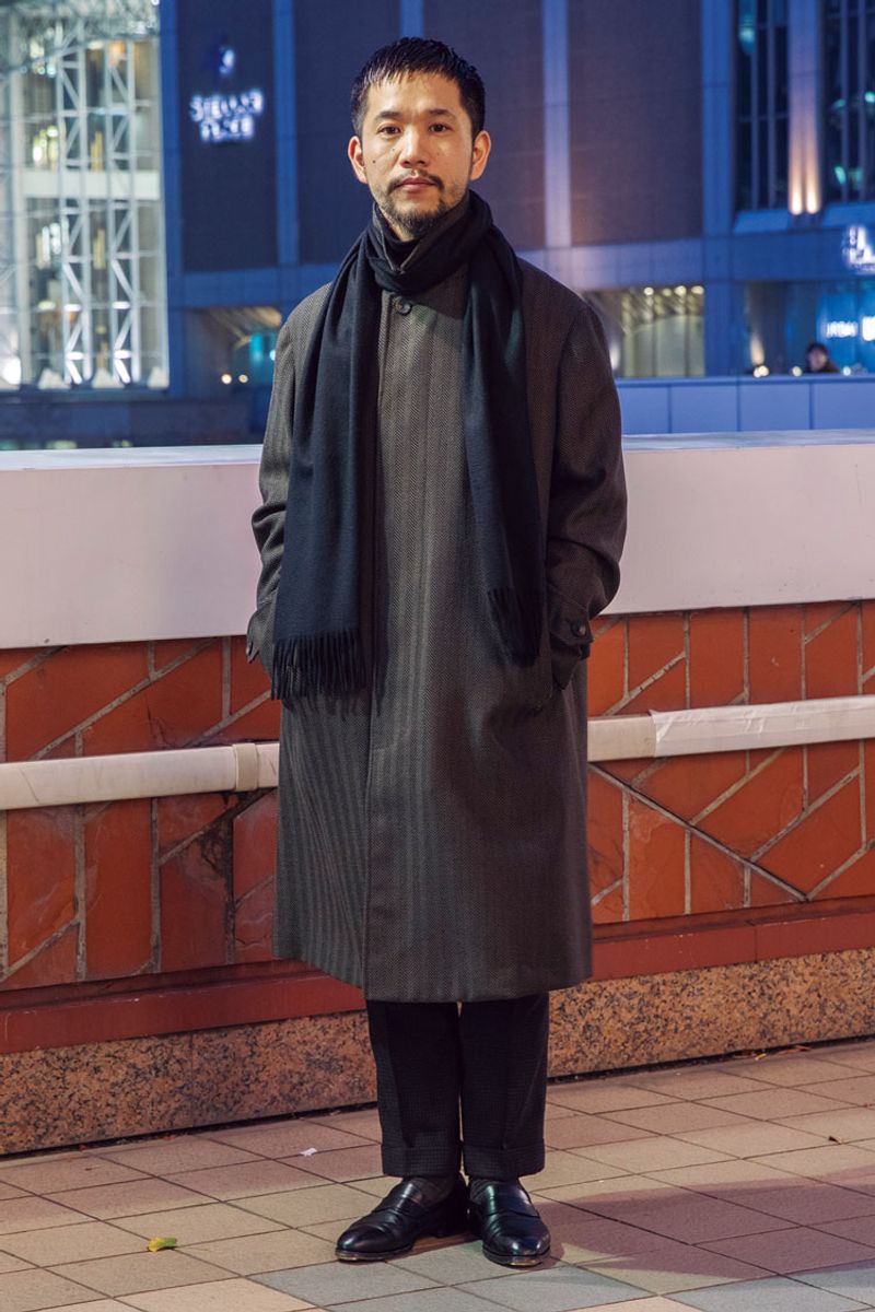 ロングコートのコツは、ストンと落ちるライン意識 板東 毅