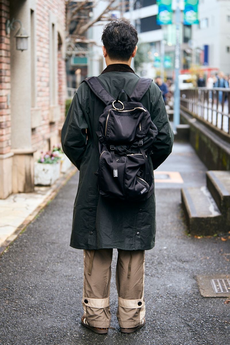 バブアーのコートコーディネート | 260103-0700-31 続 達也 4枚目の写真