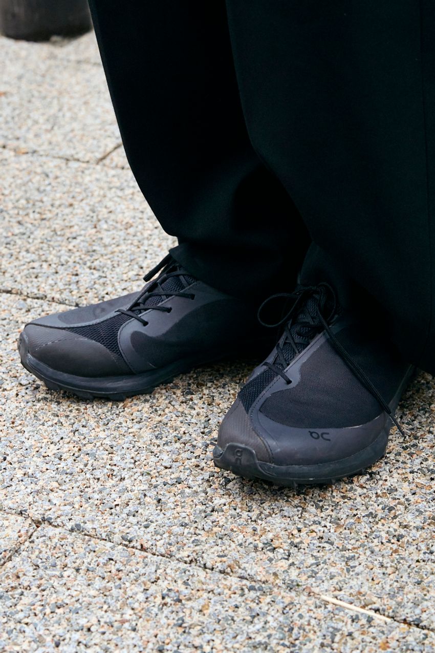 首元に彩りを添えた「冬のマフラーコーデ」5選！東京＆韓国の洒落者たちの模範解答 - 3枚目の画像