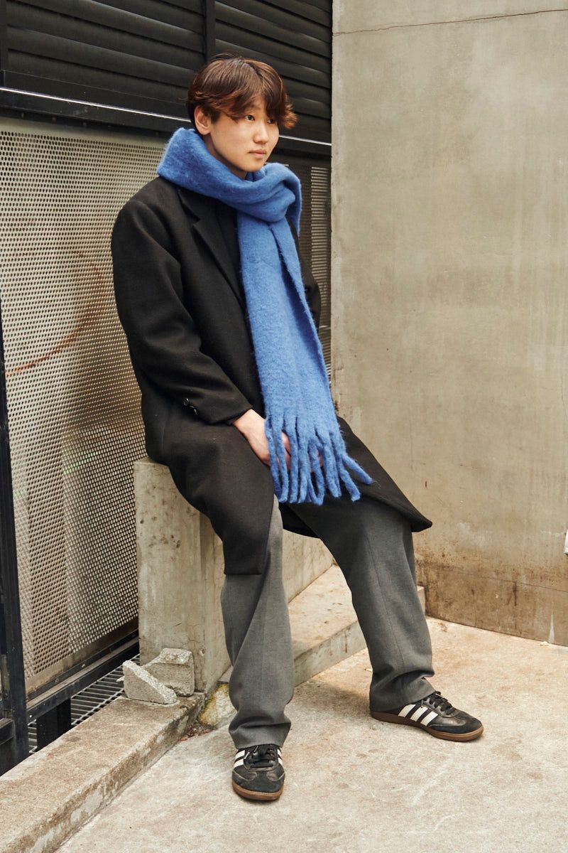 プラスワンのコートコーディネート | 260104-1023-28 湯浅 2枚目の写真