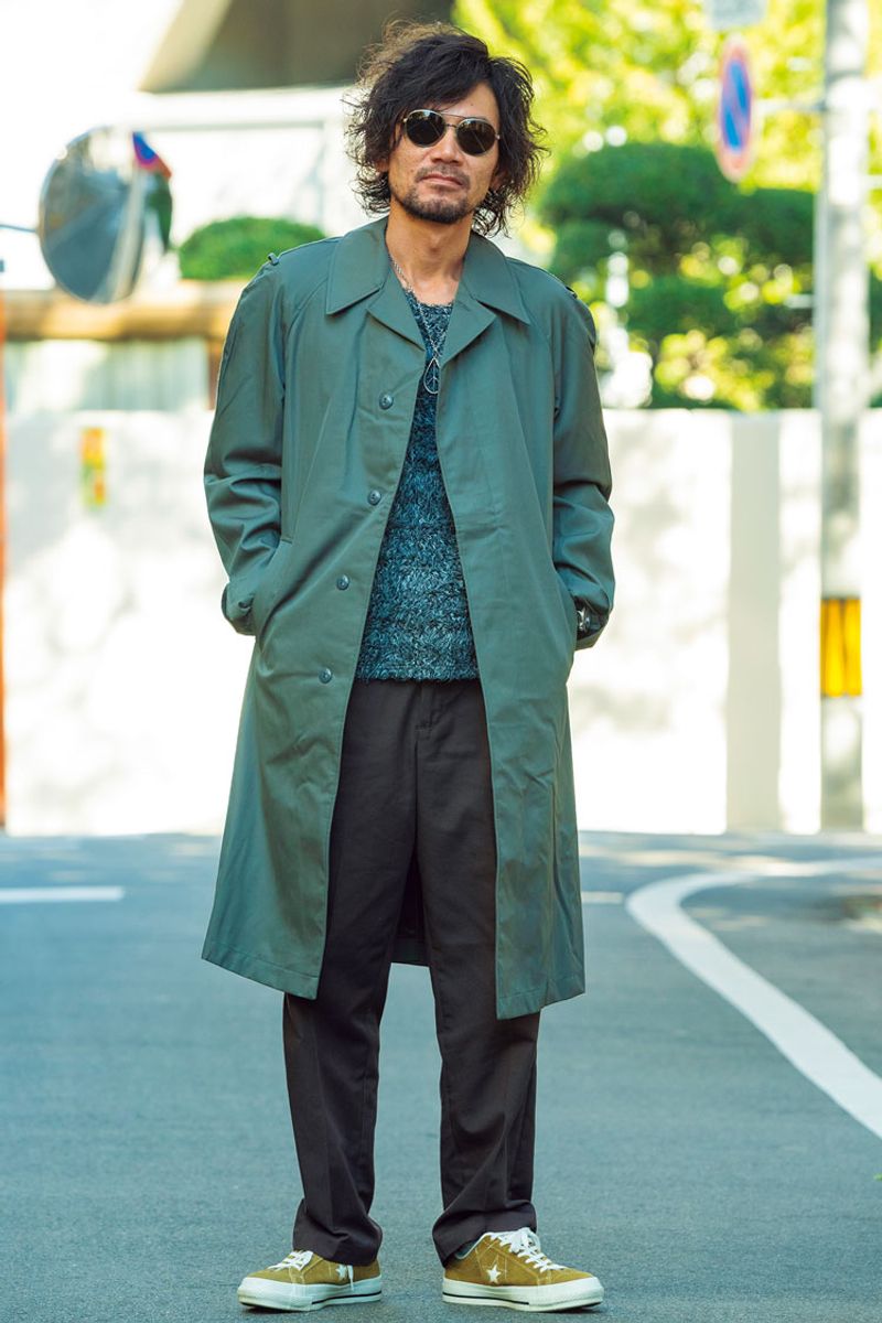 あえてコートとインナーを合わせる自信コーデ 梅谷 聡