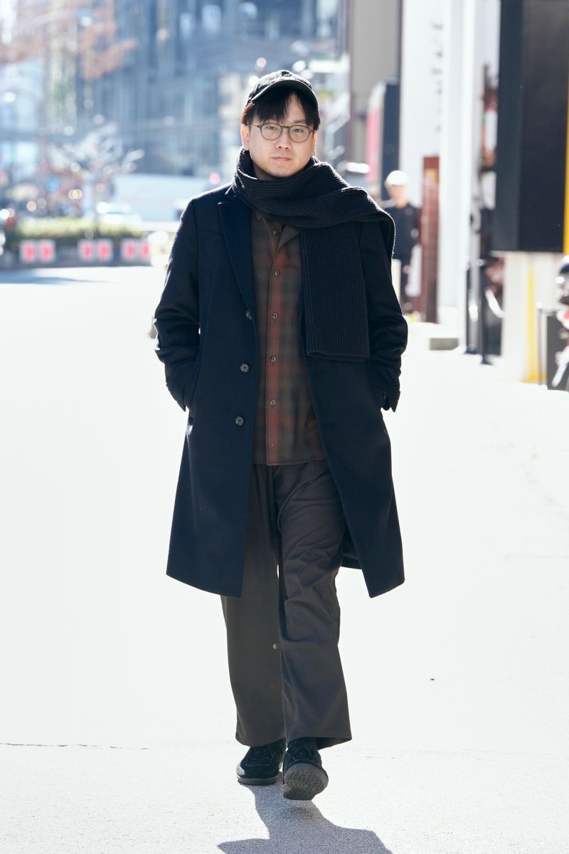 ユニクロのコートコーディネート | 260105-1009-08 荒木勇哉 3枚目の写真