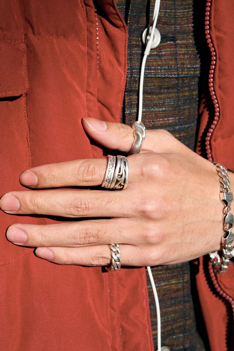 セントジョンズベイのダウンベストコーディネート | 260105-1036-43 初村 傑 7枚目の写真