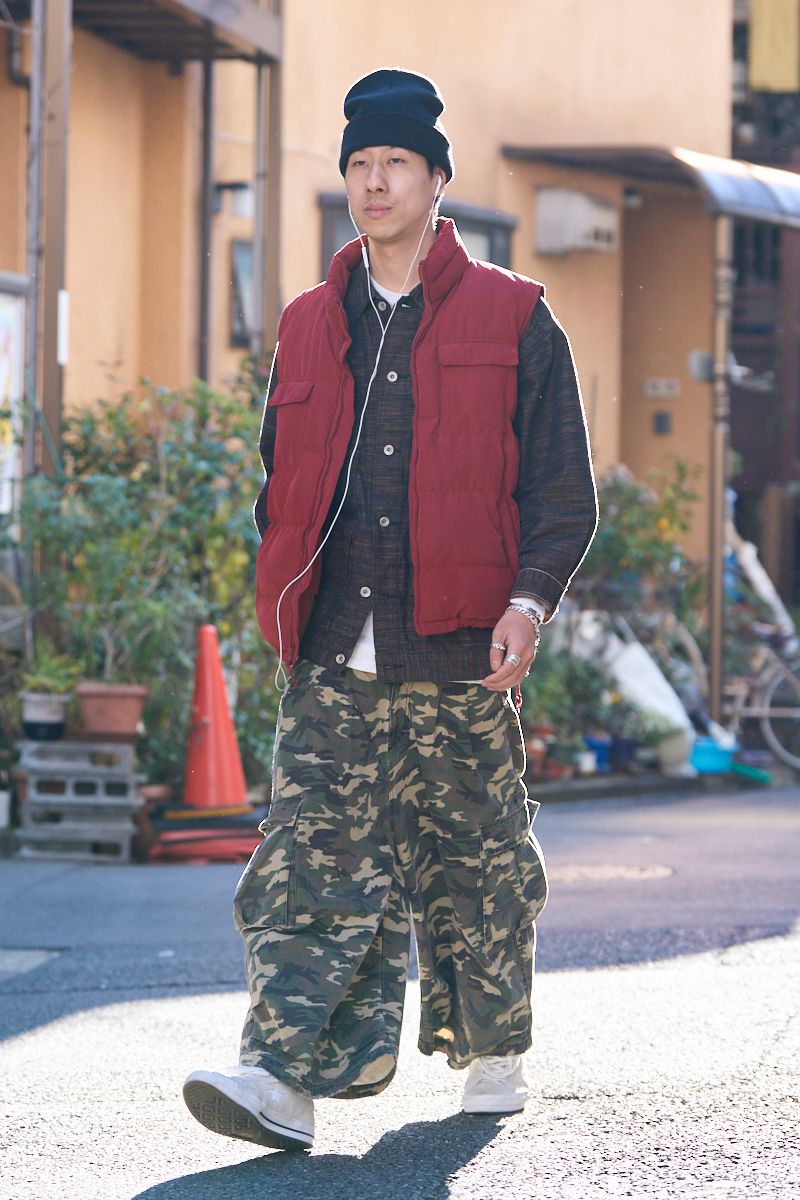 セントジョンズベイのダウンベストコーディネート | 260105-1036-43 初村 傑 2枚目の写真