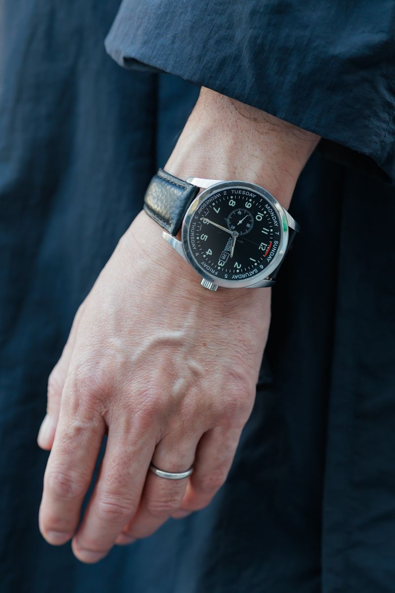 不明のコートコーディネート | 260105-1112-30 西田英輝 6枚目の写真