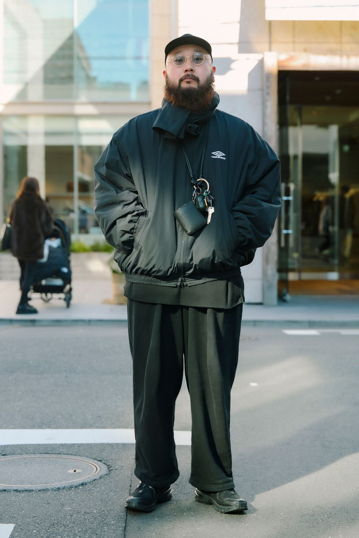 ジャケット シュタイン  パンツ 不明  シューズ サロモン  帽子 ミーンズワイル  眼鏡 古着  財布 イッチ  腕時計 リップ  ピアス クロムハーツ  スカーフ 古着  リング 古着  リング2 トムウッド