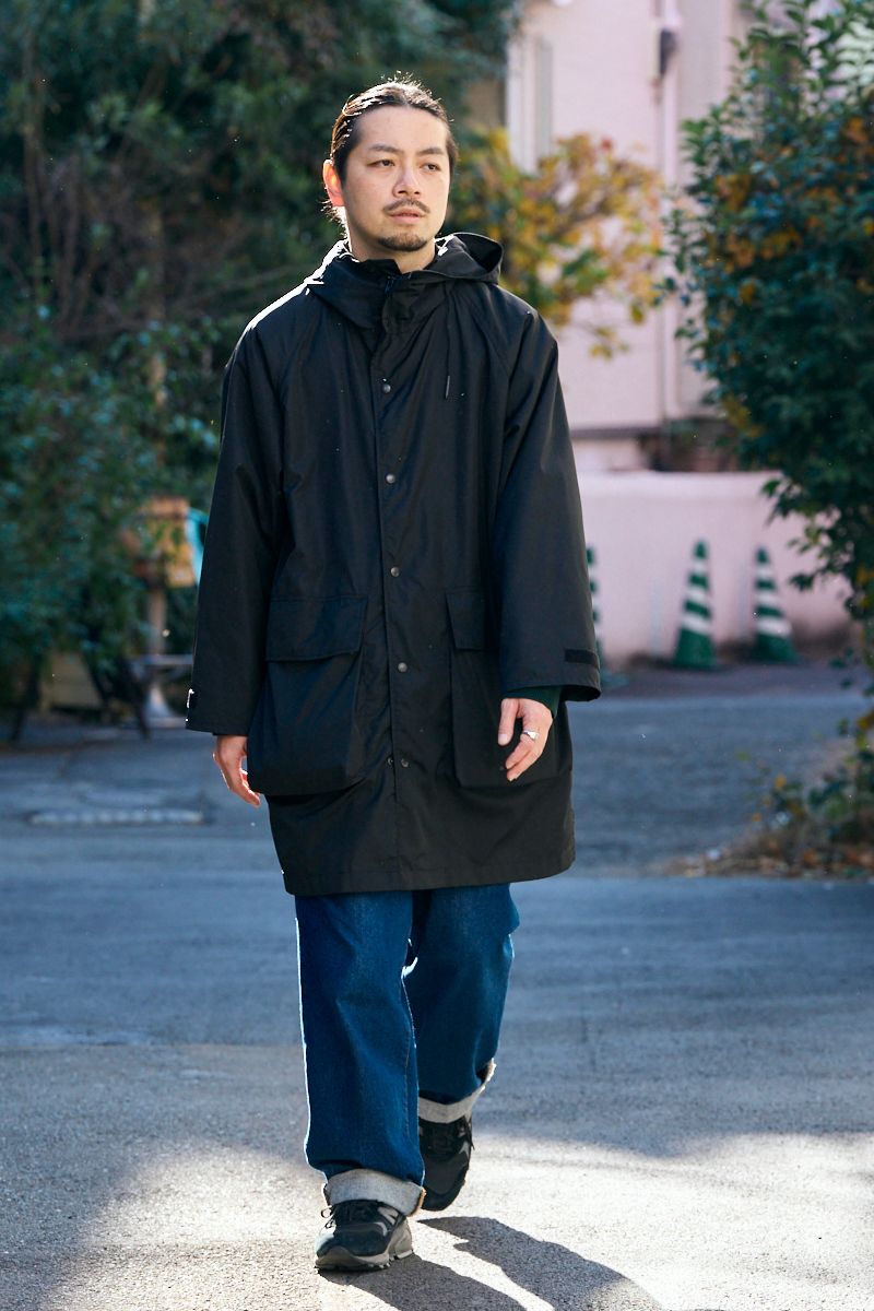 エイトンのコートコーディネート | 260108-1023-18 人見 智 2枚目の写真
