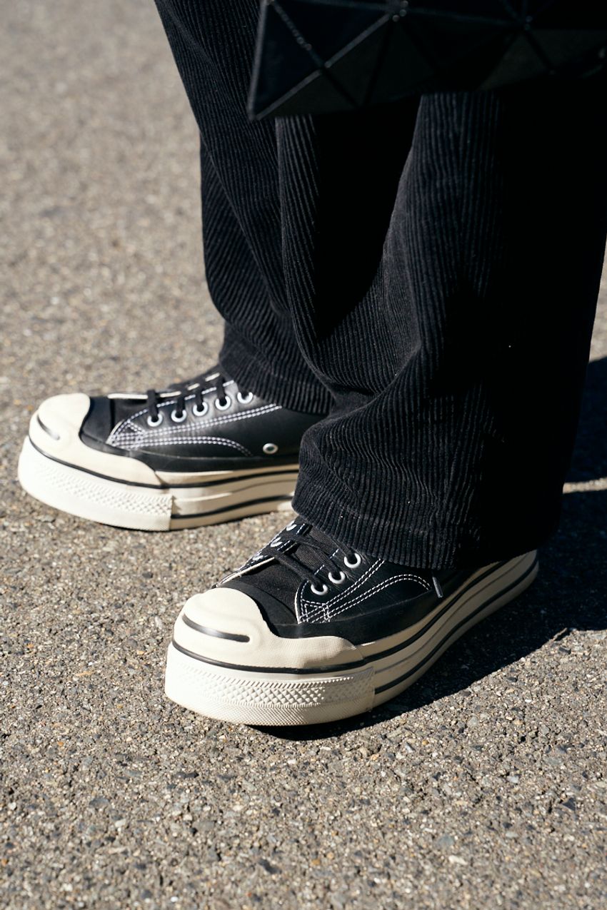 王道チャンピオンスウェットを洒落て見せた5人のコーデ。フリース、ダウンベスト…組み合わせ好例とともに - 3枚目の画像