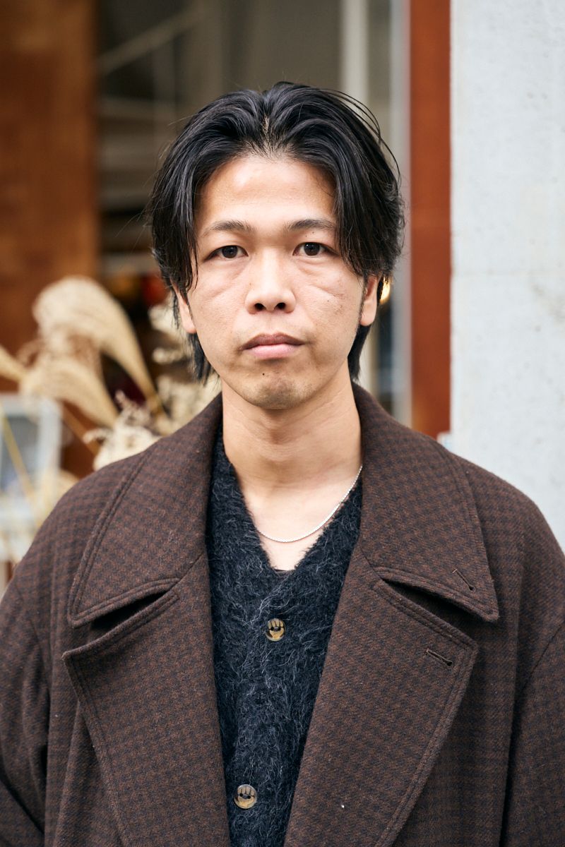 ヨークのコートコーディネート | 260108-1520-07 友岡 寛 5枚目の写真