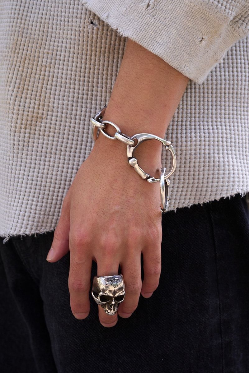 オムレスのカットソーコーディネート | 260109-1601-41 青木友宏 4枚目の写真