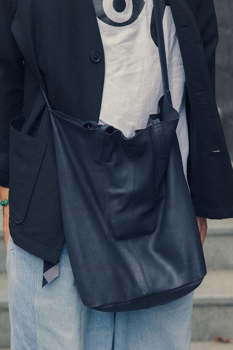 無印良品のカーディガンコーディネート | 260109-1620-53 小柳耕介 7枚目の写真