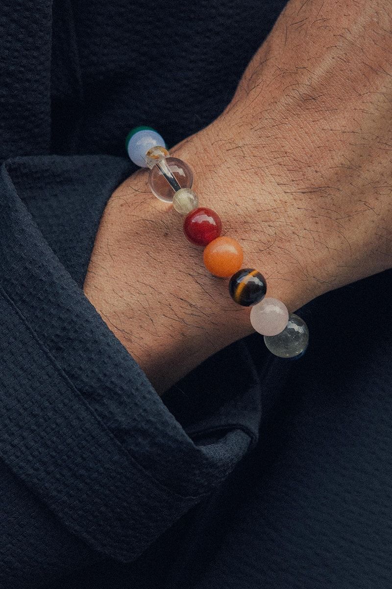 無印良品のカーディガンコーディネート | 260109-1620-53 小柳耕介 4枚目の写真