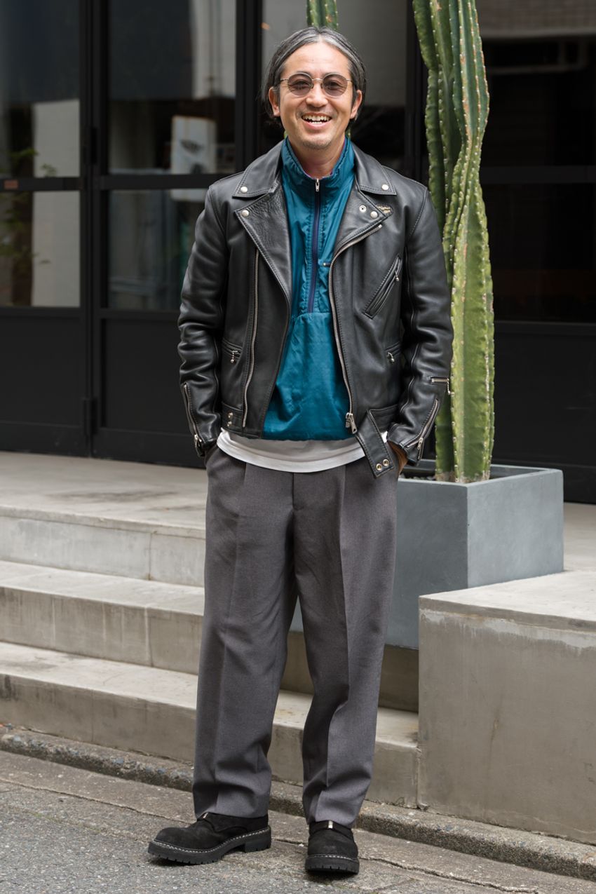 「革ジャンのインナー、何着る？」キレイめ、個性派etc.街の“技アリ着こなし術”を総チェック！ - 2枚目の画像